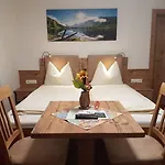 Hotelpension Oberauer Hotel