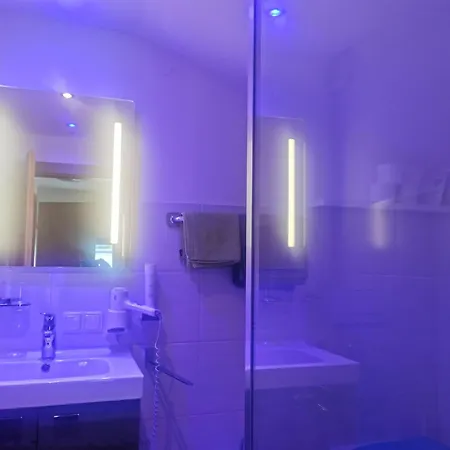 Отель Modern&Renovated - Hotelpension Oberauer Wagrain