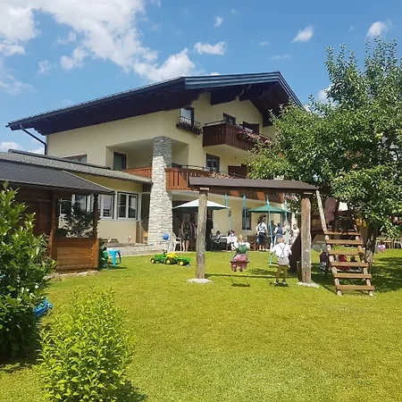Modern&renovated - Hotelpension Oberauer 3*