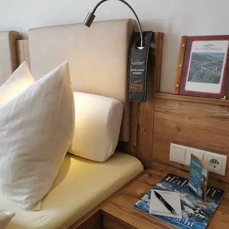 Modern&renovated - Hotelpension Oberauer فندق واغراين