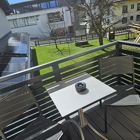 Modern&renovated - Hotelpension Oberauer فندق