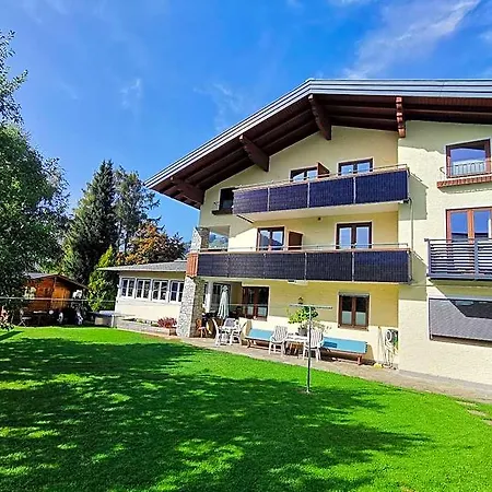 Modern&renovated - Hotelpension Oberauer מלון וואגריין