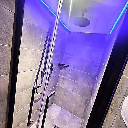 Modern&renovated - Hotelpension Oberauer