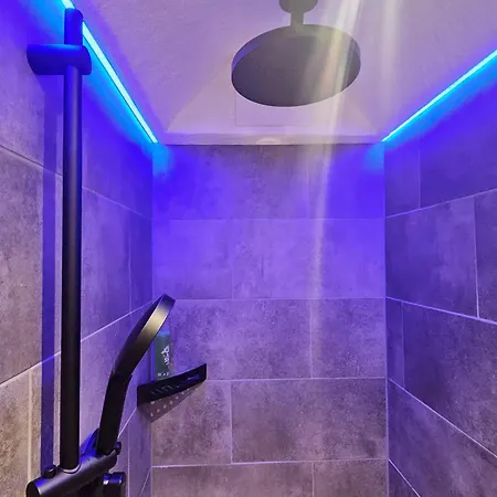 Modern&Renovated - Hotelpension Oberauer Wagrain Ваграйн