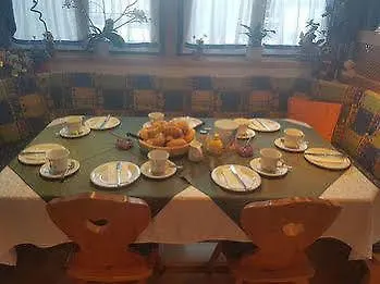 Oberauer - Eco Familien Hotelpension Hotel 3*