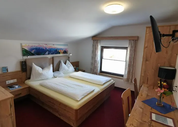 Hotelpension Oberauer 3*