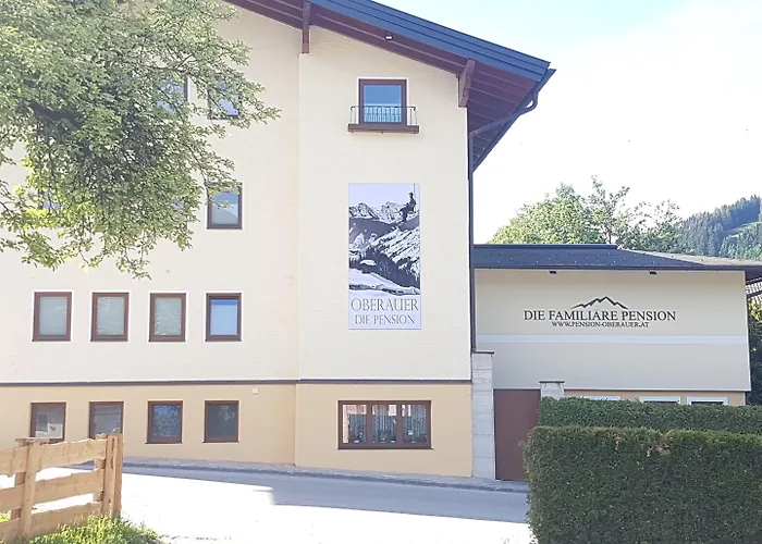 Hotelpension Oberauer فندق واغراين