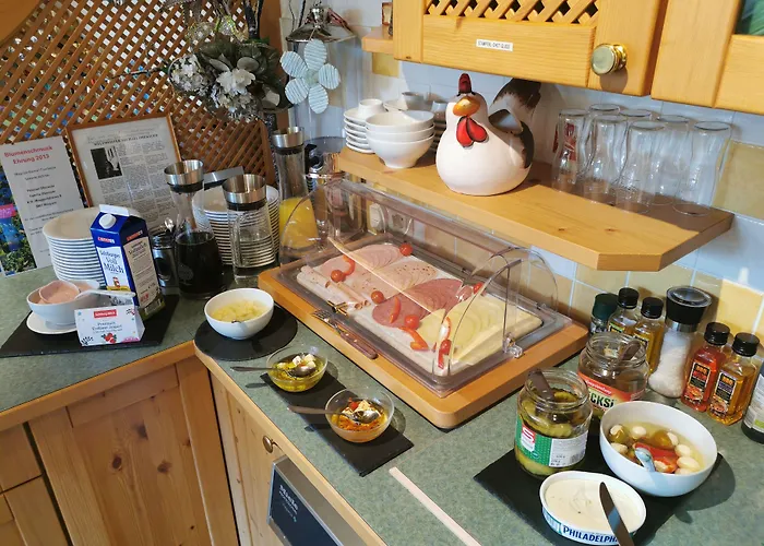 فندق Hotelpension Oberauer 3*