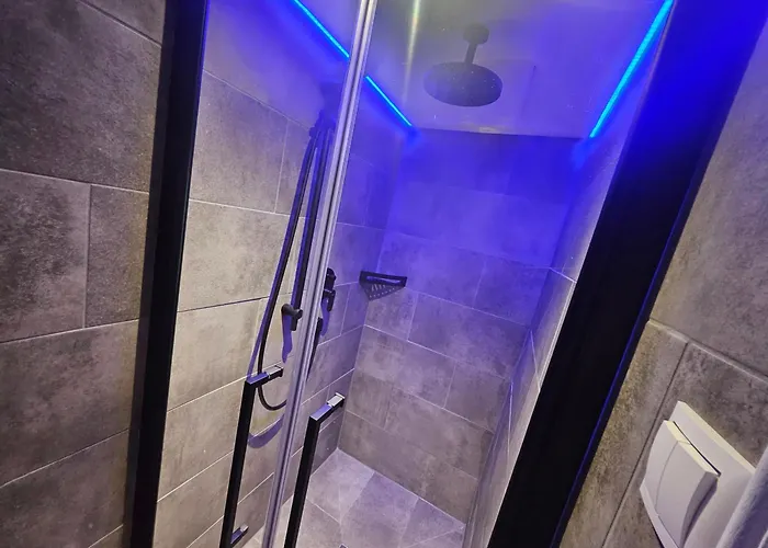 Hotelpension Oberauer فندق واغراين