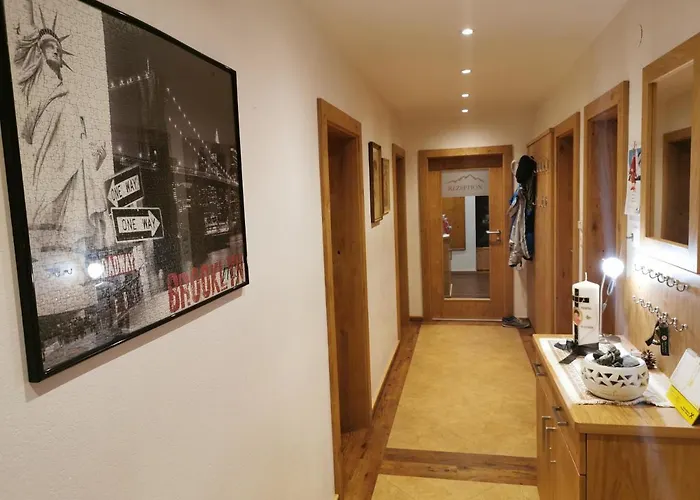 Hotelpension Oberauer 3*